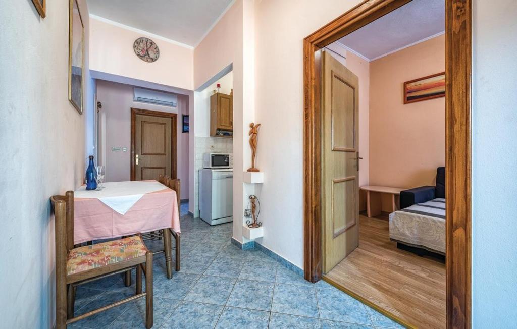 Apartment Tezak Kukci Exterior photo